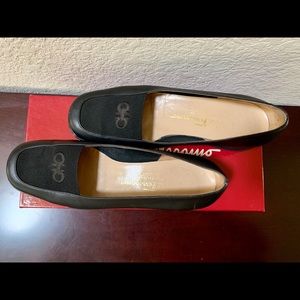 Ferragamo shoes. Like new.